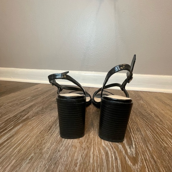 H by Halston Black Strap Block Heels Size 7 - Picture 2 of 6